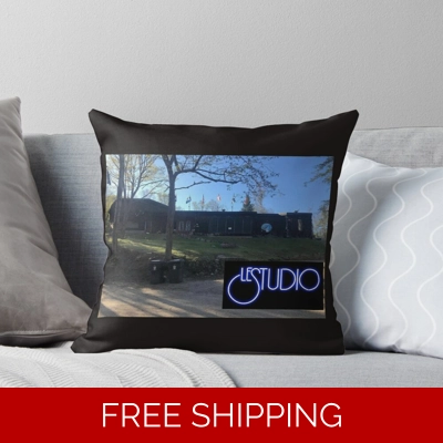 Pillow Case Le Studio June 2020